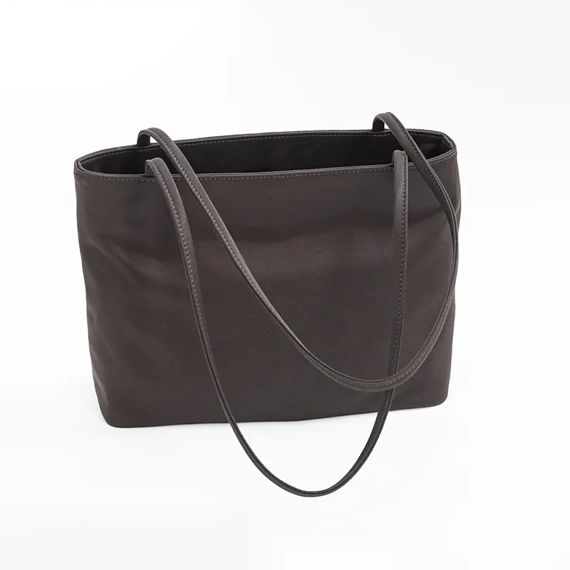 Bolso tote de nailon