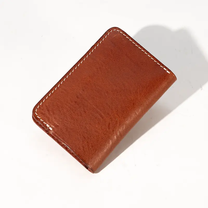 Cartera de piel auténtica estilo vintage.